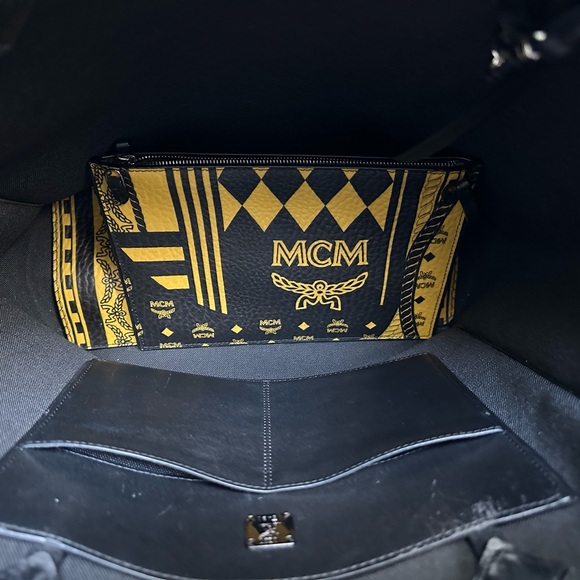 MCM Geometric Black and Yellow Tote - Picture 9 of 14
